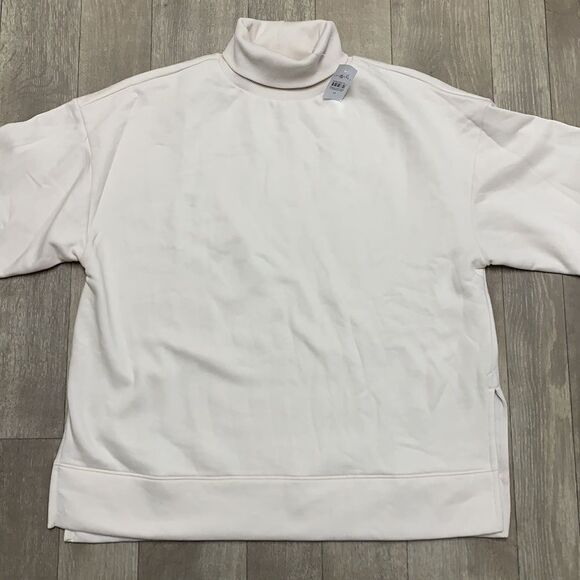 Womens Nwt‎ Lou & Grey Turtleneck Oversized Top - Picture 4 of 6